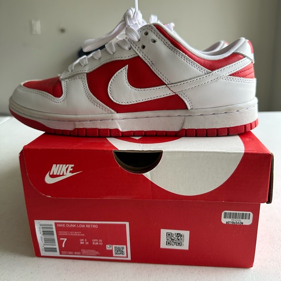 Nike Dunk Low Retro - Picture 3 of 5